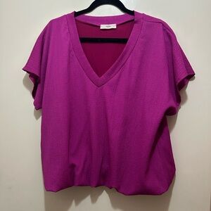 Entro Magenta V-Neck Short Sleeve Tee